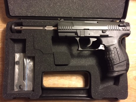 VENDIDA!! 
Walther P22, cal. .22LR
Modelo corto. Guía en F
Con su estuche y accesorios originales
precio: 02