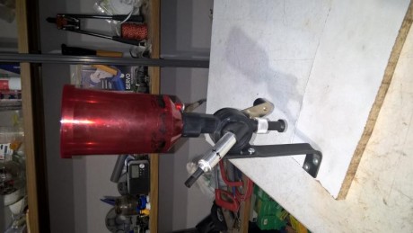 Vendo dosificador de pólvora Lee.
20 euros
Contacto por MP o email pegatiros@yahoo.es 01