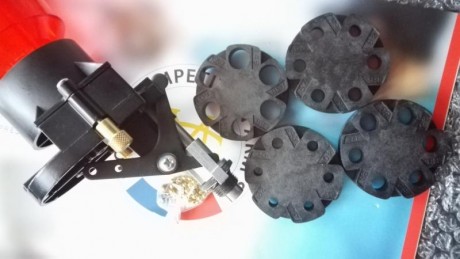 Vendido dosificador marca lee de discos , esta nuevo pues venía con una prensa progresiva y ya poseía 10