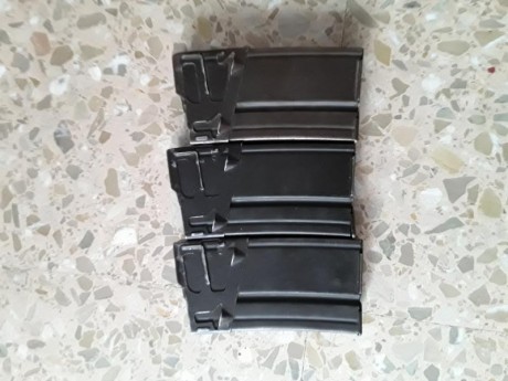 Vendo varios cargadores de Cetme C 
3 unidades 32 € 
2 unidades 26 €
1 unidad 15€ 
Gastos de envio 8€ 00