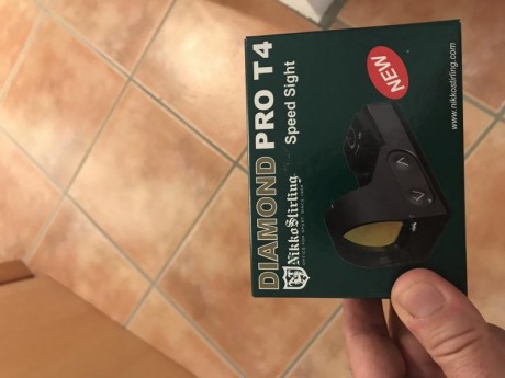 Esta nuevo no me adapto al punto va con montura sti todo 300€ 02