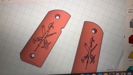 Cachas para 1911 se pueden hacer con diferentes colores y logos 
  Aclaro de momento tememos unos cuantos 171