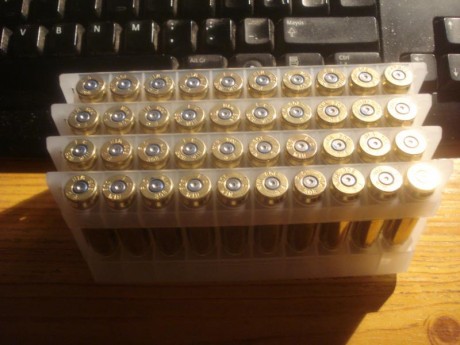 Hola.

Vendoìdas las 180 vainas del calibre .308W marca Federal Gold Medal con un solo tiro, pulidas en 01