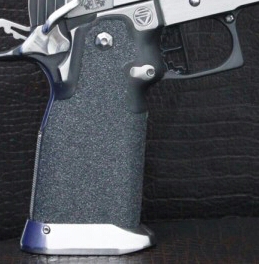 Buenos días, estoy buscando una cacha/empuñadura para una Infinity SVI igual que la de la foto. Estoy 01