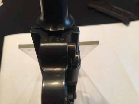 Vendo una escasa Luger Krieghoff en 9 parabellum de 1936 en un estado inmejorable con las rarisimas cachas 31