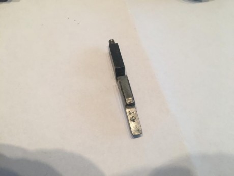 Vendo una escasa Luger Krieghoff en 9 parabellum de 1936 en un estado inmejorable con las rarisimas cachas 70