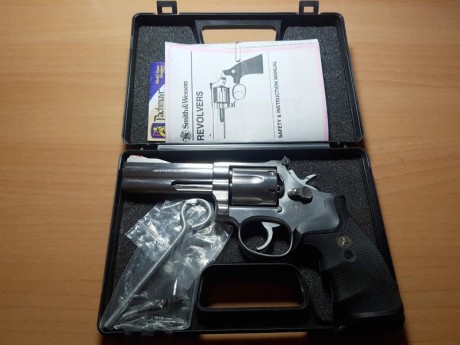 Precioso revolver Smith Wesson modelo 686-3 de acero, sin apenas uso, calibre 357 Magnun, 38 Special, 02