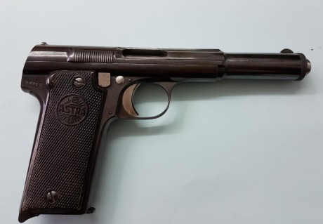 Un amigo me ha pedido que ponga a la venta la siguiente arma:

Se vende esta joya en estado impoluto de 02