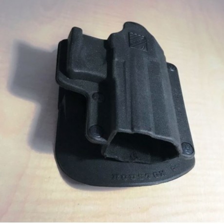 Funda Exterior Houston Ideal para portación diaria – Tiro Practico - Airsoft Rápida colocación por medio 02