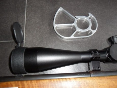 Ya se ha cambiado....Falcom T50 Black 10-50X60, por otro de similar categoría,precio y características 11