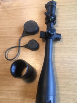 Se vende visor Nightforce NXS 12-42x56.
Reticula con punto central iluminada en opción de tirador CH-2 02