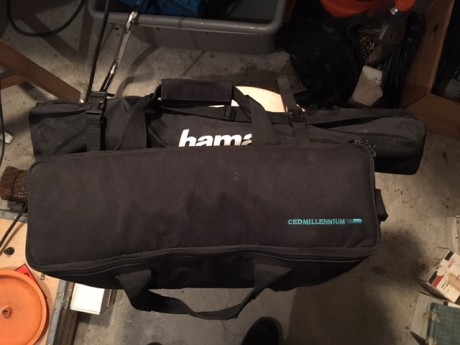 Vendo en perfecto estado:

- CED MILLENIUM Cronógrafo.

- Kit infrarrojos; de la publicidad "este 01