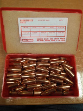 Buenos días,

  VENDIDAS  ...se puede cerrar.

Se venden 100 puntas para recarga:

Calibre: 9,3
Marca: 02