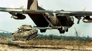 Buenas tardes carristas.
Solicito vuestra ayuda para identificar una versión del vehiculo 8x8 Stryker 101