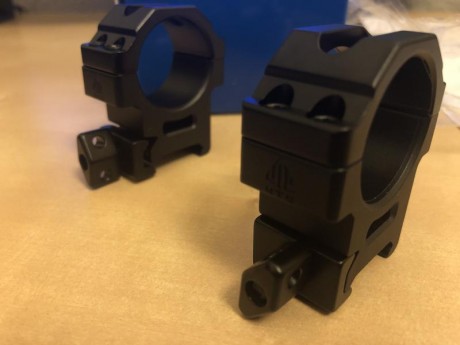 Anillas UTG desmontables para visores de 1 pulgada o 30 mm son para carril picatinni. Están sin estrenar. 00