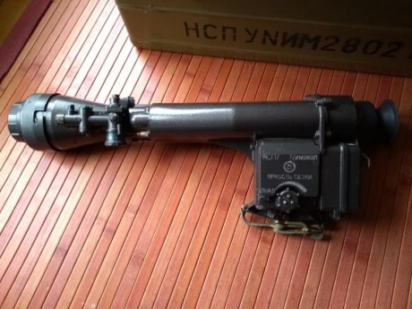 Vende visor nocturno ruso de 1988. Intensificador de luz de primera generacion. Con todos los accesorios 12