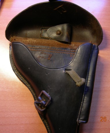 Escribo para preguntar si alguien me puede asesorar para restaurar una funda de >Luger 1915 fabricada 40