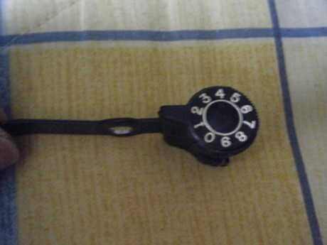 La que se visualiza en las fotos. Buen aspecto.
Precio: 40,00 euros.
Contacto: faliandpalo@yahoo.es 00