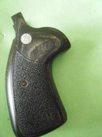 La que figura en la fotografía. Extraordinaria calidad. Sin uso aparente.
Precio 80 euros.
Contacto: faliandpalo@yahoo.es 01