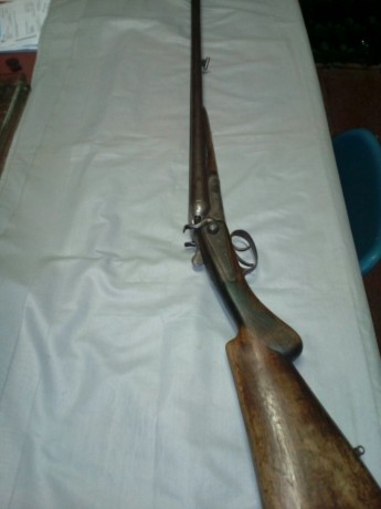 Se vende Escopeta de Perrillos antigua, ideal para coleccionistas. Precio 275 Euros. 01