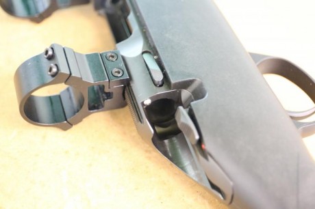 Vendo carabina modelo Sako Quad Heavy Barrel, del calibre 22lr. Tiene muy muy poco uso, nunca he competido, 00