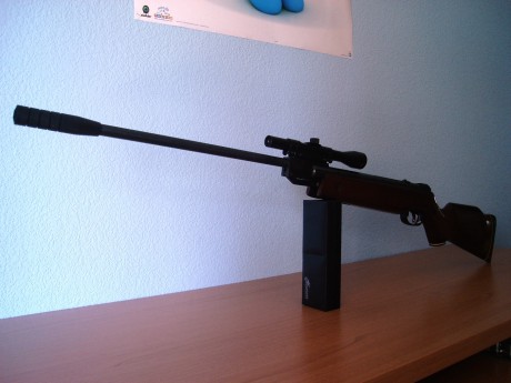 Saludos,aqui os pongo esta joyita que le he confiscado a mi hermano por tiempo indefinido,es en calibre 20