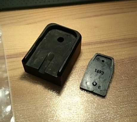 Hola,

vendo tapeta contrapeso  glock store custom  para cargador glock, color magnum black (precio original 10