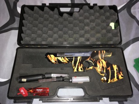 Aunque me da mucha pena, por un nuevo proyecto vendo mi Hammerli SP 20 calibre 22 y 32. Es del año 2005. 01