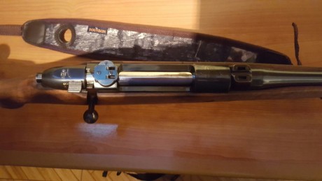 Hola.  Se venden dos rifles. Un Browning Dualis de corredera, 30/06, tres cargadores de cuatro disparos, 22