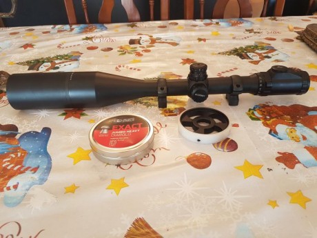 Pues eso vendo visor leapers  6-24x56  swat  utg accushot. un señor visor.su precio 200€ en mano o 210€ 32