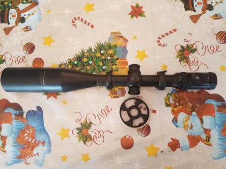 Pues eso vendo visor leapers  6-24x56  swat  utg accushot. un señor visor.su precio 200€ en mano o 210€ 30