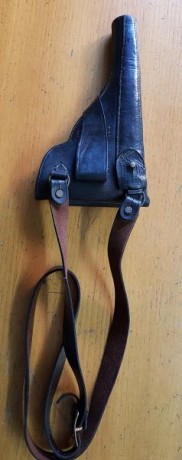 Un amigo me ha pedido que ponga a la venta la siguiente arma:

Se vende esta joya en estado impoluto de 21