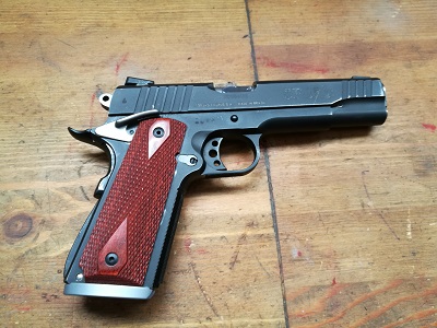 Vendo en perfecto estado pistola TAURUS 1911 en calibre 45. 
El arma se encuentra prácticamente nueva 02