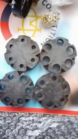 Vendido dosificador marca lee de discos , esta nuevo pues venía con una prensa progresiva y ya poseía 00