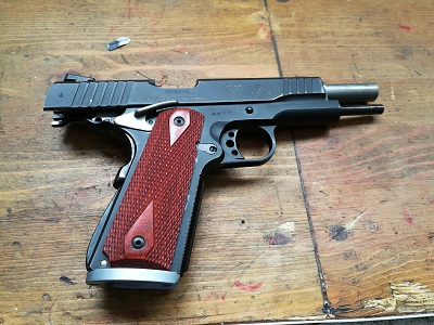 Vendo pistola TAURUS 1911 en calibre 45.
La pistola se encuentra en perfecto estado, con muy pocos tiros 01