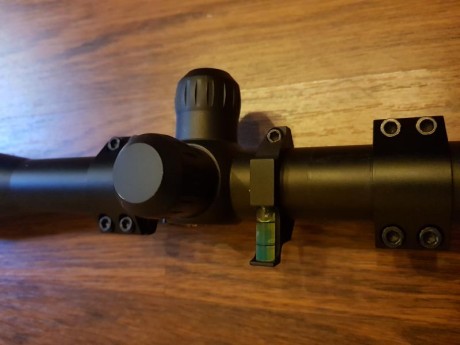 Vendo un magnifico visor Americano Burris. signature 8x32x44.

Gran nitidez y en un estado impoluto. 

Lo 11