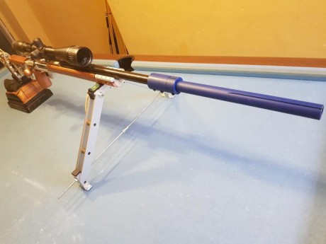 Buenas vendo bipode en 115€

Los portes corren a cuenta del comprador. 

Su peso es de 940 gramos .

Se 10