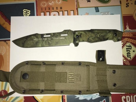 Cuchillo táctico RUI K25 Mohican III camuflaje boscoso. Cuchillo táctico de grandes dimensiones, equipado 01