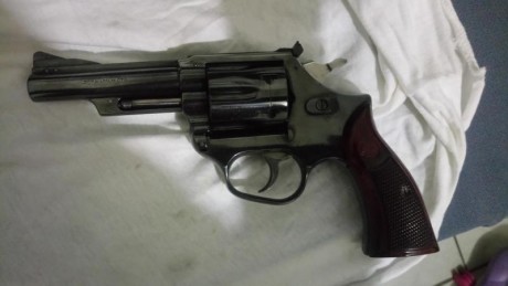 Buenas tardes:Tengo una duda,tenía entendido que el revólver ASTRA 960 estaba calibrado solo para el .38 40