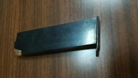 vendo cargador para star a de 9 largo, no es original pero perfectamente funcional y en buen estado, precio 01