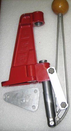 Prensa Lee Reloader poco usada la vendo por 35€. mas 5€ de gastos de envio si es fuera de Zarag. 00