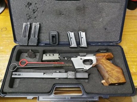 Buenas tardes compañero.
Por motivos de viaje pongo a la venta por unas tres semanas  walther del 32 GSP 00