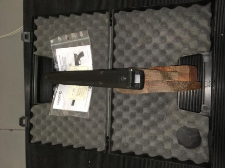 Se vende esta Gamo Compact con muy poco uso. Precio 150€ + portes si los hubiera. Está en Logroño. Un 01