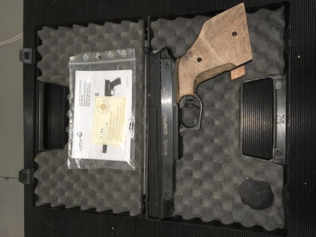 Se vende esta Gamo Compact con muy poco uso. Precio 150€ + portes si los hubiera. Está en Logroño. Un 00