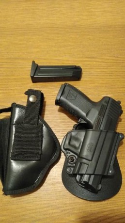 Hola a todos , vendo hk P2000 9 mm pb guiada en con Lic A. El arma esta en excelente estado, no ha disparado 01