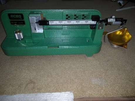 Hola, vendo esta balanza RSCB por 120€, su precio nueva es de 209 00