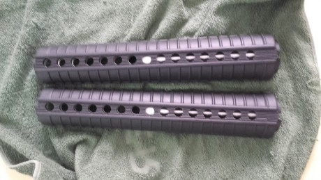 Sigo vaciando los armarios, vendo dos guardamanos prácticamente nuevos, para longitud de toma de gases 00