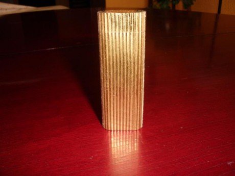Vendo dos mecheros: un CARTIER Le Must de oro (chapado) con caja original y un DUNHILL de plata con caja 01