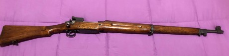 Vendo o cambio por algún arma que me interese, rifle winchester 1917 en calibre 3006, el rifle esta en 12