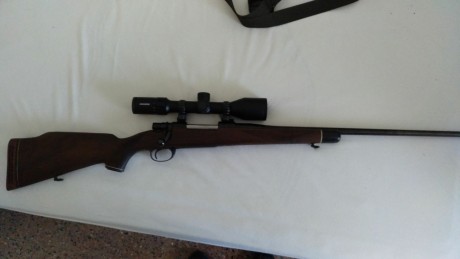 Buenas noches compañeros:

Compré en noviembre un rifle nuevo de trinca, en armeria, un rifle Zastava 20